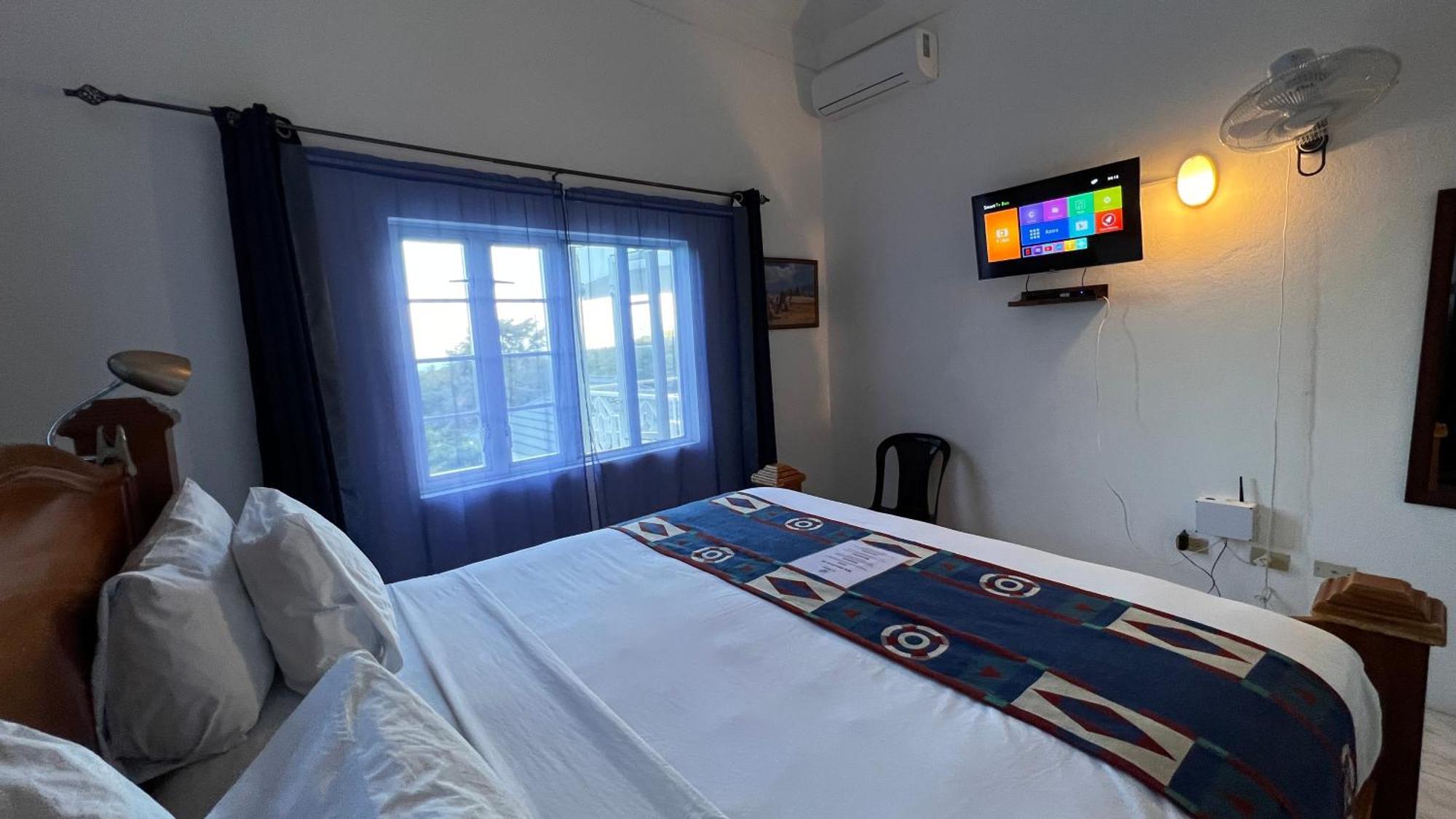 All Nations Guest House Порт Антонио Екстериор снимка