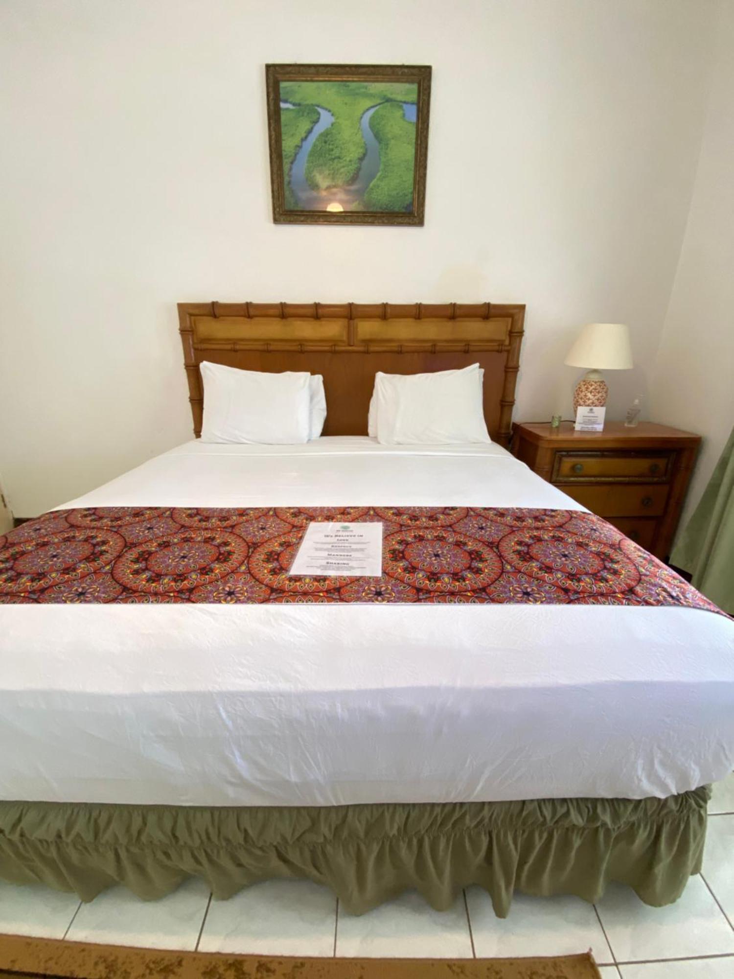 All Nations Guest House Порт Антонио Екстериор снимка